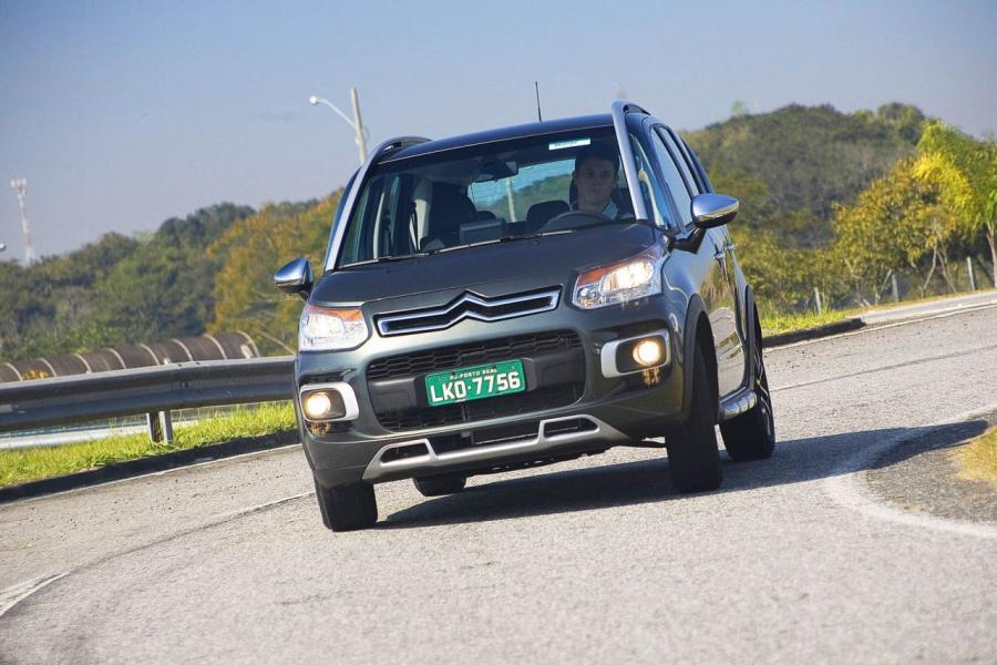  Citroen Aircross 2011 года  (фото 39 из 58)